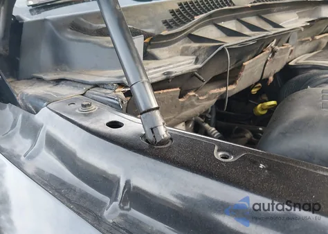 2010 Dodge Ram 1500 St z USA, uszkodzony, nr VIN 1D7RB1GK8AS246840